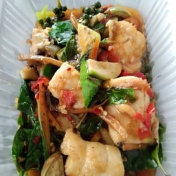 ผัดฉ่าปลากะพง