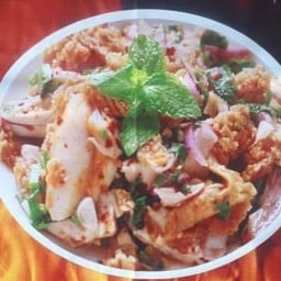 ยำไก่แซ่บ