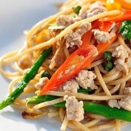 สปาเกตตี้ซอสขี้เมาหมูจัดจ้าน จี้ดจ้าด หอมเครื่องเทศ เผ็ดนิดๆ