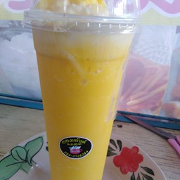 กล้วยนมสดปั่น
