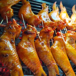 ปีกไก่ย่าง