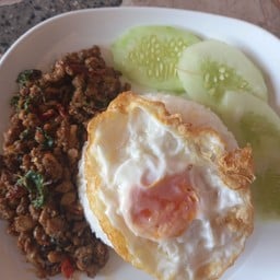 เพชรีข้าวมันไก่