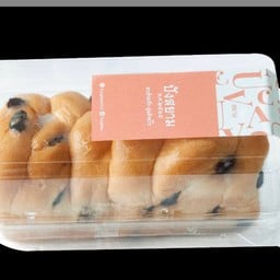 ปังลูกเกดทวิสต์หน้าไอซิ่ง