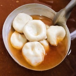 ลูกชิ้นใหญ่ต้ม