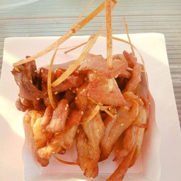หมูร้อยตอกแดดเดียวชุดใหญ่