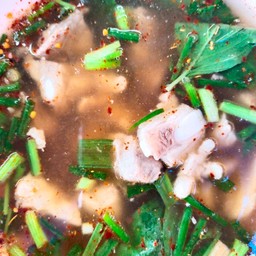 ต้มแซ่บกระดูกหมูอ่อน