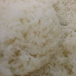 ข้าวสวย สวยเหมือนคนขาย