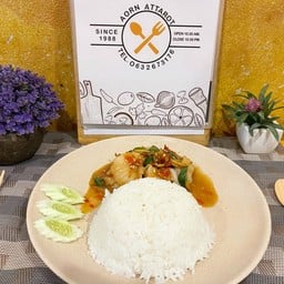 ข้าวปลาดอลลี่ผัดฉ่า