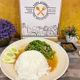 ข้าวผัดผักบุ้งหมูสับ