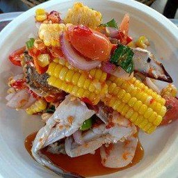 ยำปูม้าข้าวโพด