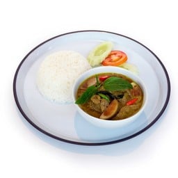 ข้าว+แกงเขียวหวานเนื้อพริกขี้หนูสวน