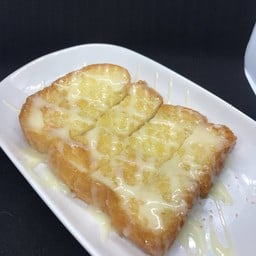 ขนมปัง เนย นม