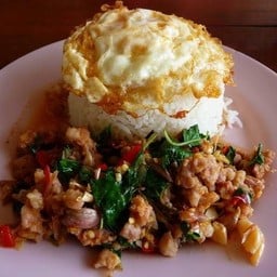 ข้าวกระเพราเดือดฟอแฟรงค์