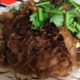 สามชั้นอบวุ้นเส้น