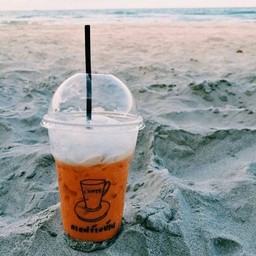 ชาไทยใส่นม