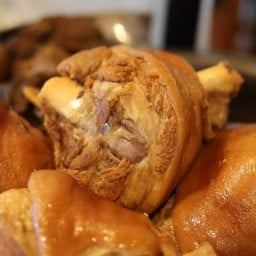 น่ำเล้งไชนีส สตรีทฟู้ดส์