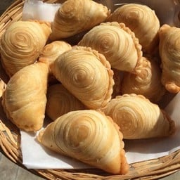 กะหรี่ปั๊บสุขสวัสดิ์