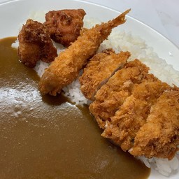 ข้าวแกงกะหรี่รวมมิตร