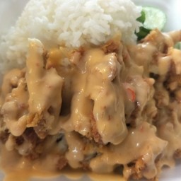 ข้าวไก่ทอดซอสซีฟู๊ด