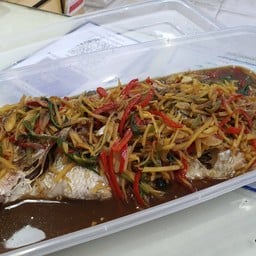 ปลากะพงนึ่งซีอิ๊ว