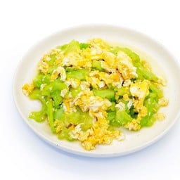 มะระผัดไข่