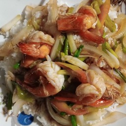 ผัดพริกหยวกราดข้าว