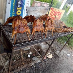 ไก่ย่างวิเชียธ์บุรีพันท้ายเจ้หมวย