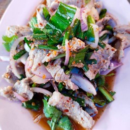 น้ำตกเนื้อ