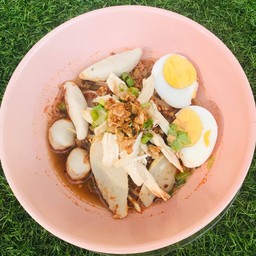 สิริ ก๋วยเตี๋ยวไก่ตุ๋น @ ท่าอิฐ
