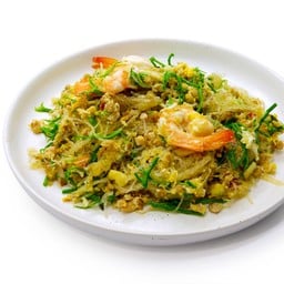 ชะอมผัดวุ้นเส้นใส่กุ้ง