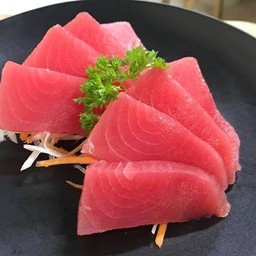 ทูน่าซาซิมิ