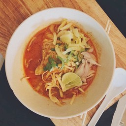 ข้าวซอยไก่