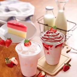 Strawberry Pinky Frappe