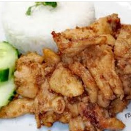 ข้าวไก่ทอดกระเทียม
