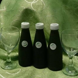 น้ำบัวบกขวดละ ๒๐.B. น้ำบัวบกสดใหม่