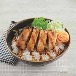 ข้าวหน้าไก่ย่างเทอริยากิ