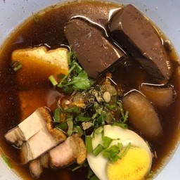 ก๋วยจั๊บน้ำข้น