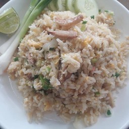 ครัวพี่พร อาหารตามสั่ง