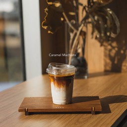 ICED CARAMEL MACCHIATO