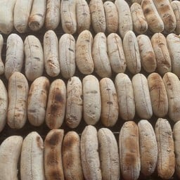 กล้วยปิ้งเลข8 แยกพีเอ็มวาย