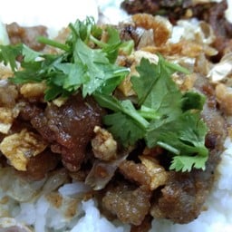 ข้าวหมูทอด หน้าสนามกีฬา