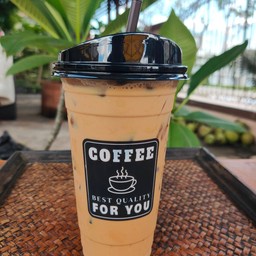 ขนมปังปิ้งถ่าน ชา กาแฟ น้ำปั่น