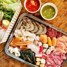 จิ้มจุ่มเลอเนิร์ฟ