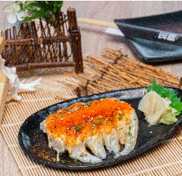 Engawa Mentaiko Mega Maki  มากิครีบปลาตาเดียว