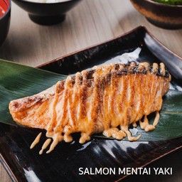 Salmon Mentai Yaki  เซ็ตปลาแซลมอนซอสเมนไต