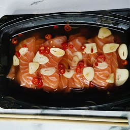 P Salmon ( พี แซลมอน)