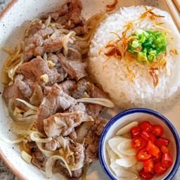Com Xao Bo ข้าวหน้าเนื้อไซ่ง่อน