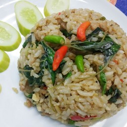 ข้าวผัดพริกแกง