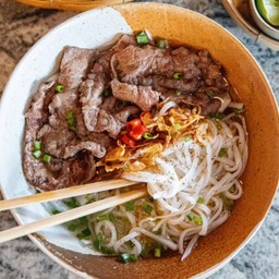 Pho Bo เฝอเนื้อไทยเฟรนช์