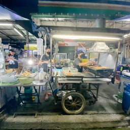 หมูปิ้ง 7 บาท โลตัส ประชาชื่น